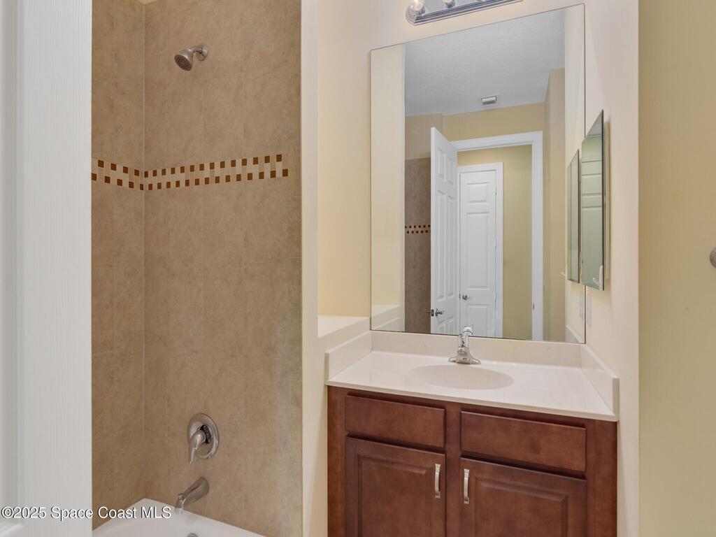 241 11th Square, Vero Beach, FL 32962