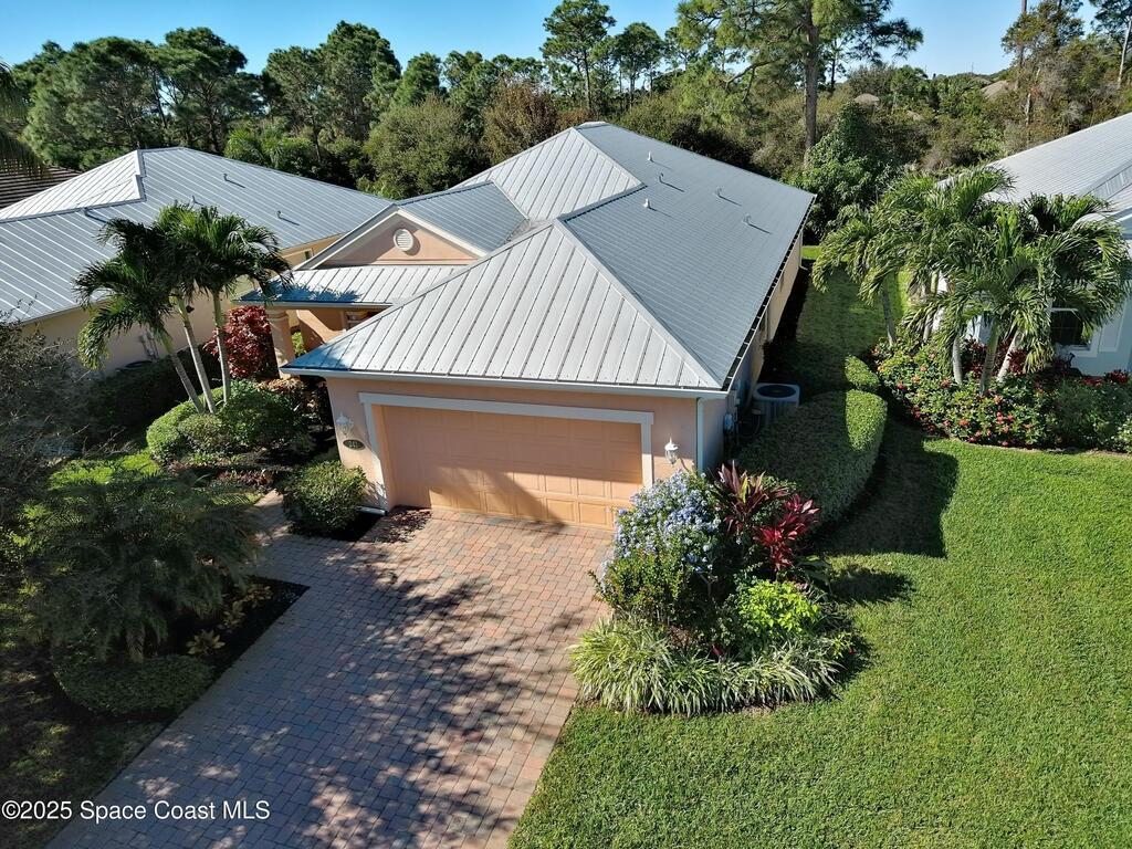 241 11th Square, Vero Beach, FL 32962