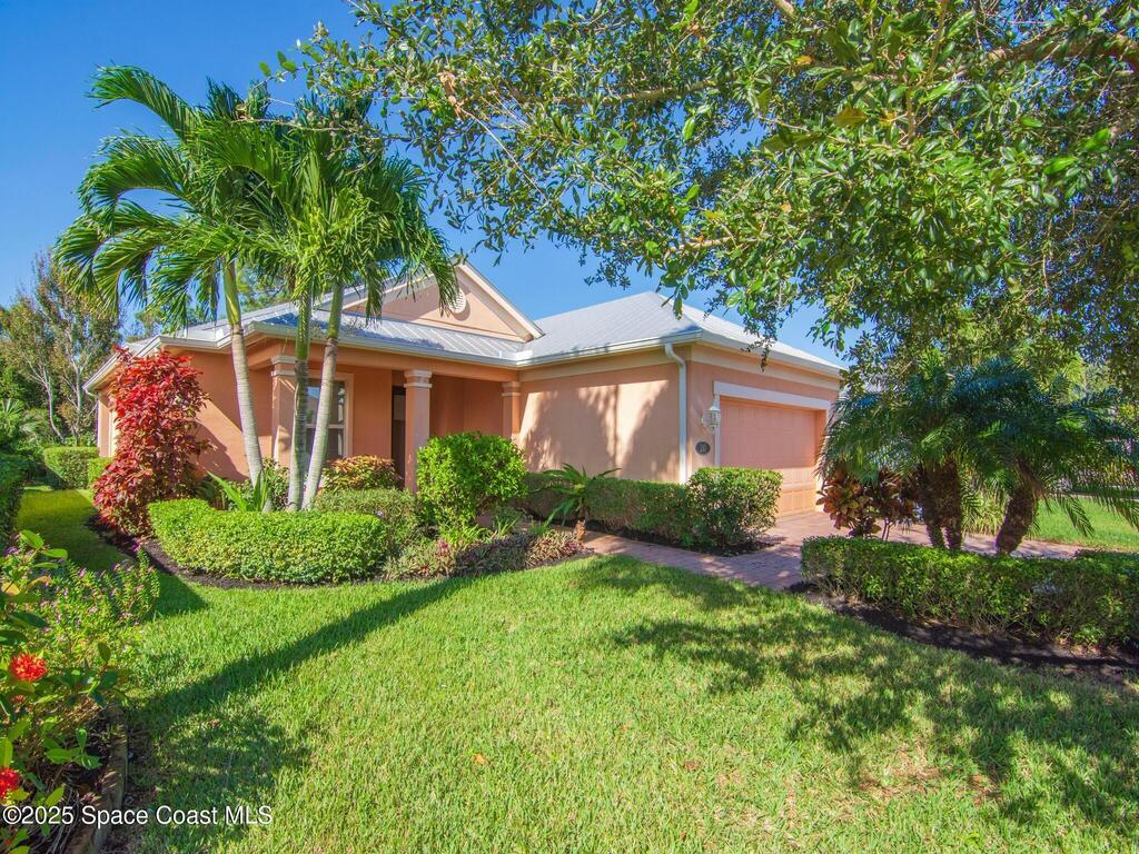 241 11th Square, Vero Beach, FL 32962