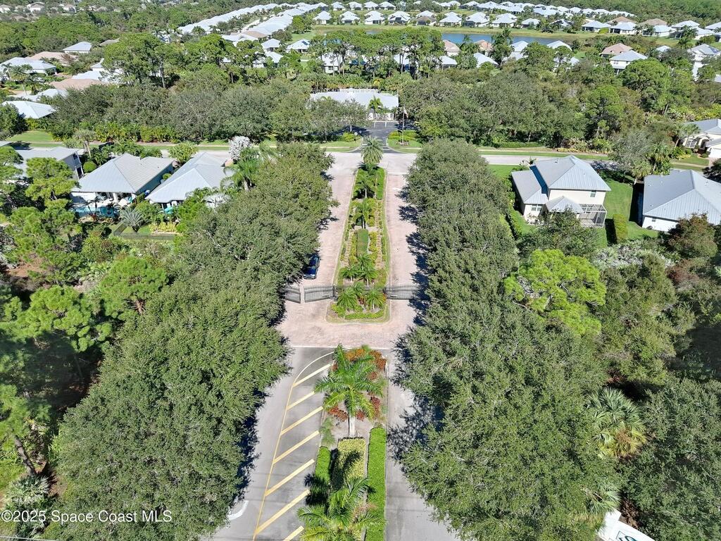 241 11th Square, Vero Beach, FL 32962