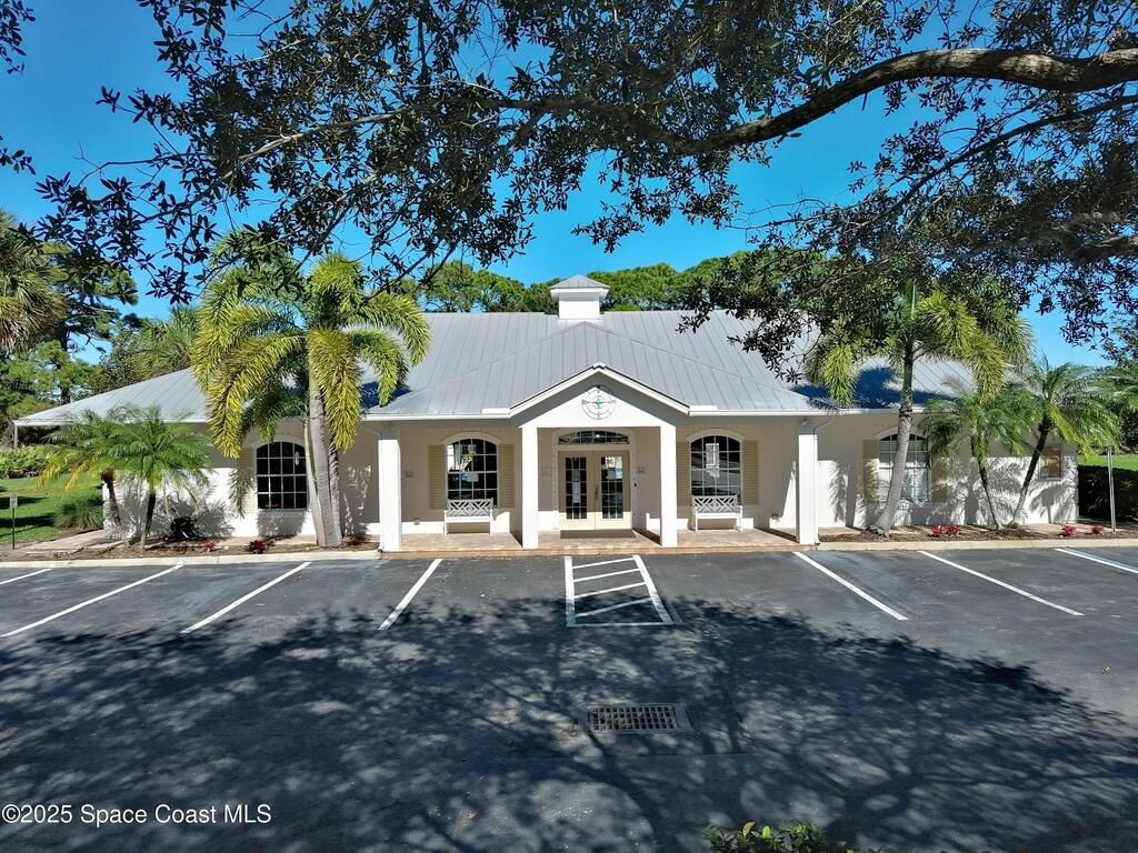 241 11th Square, Vero Beach, FL 32962