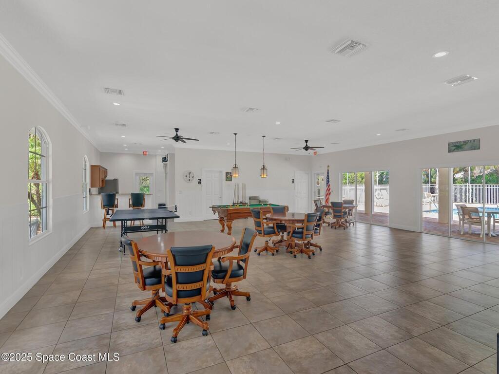 241 11th Square, Vero Beach, FL 32962