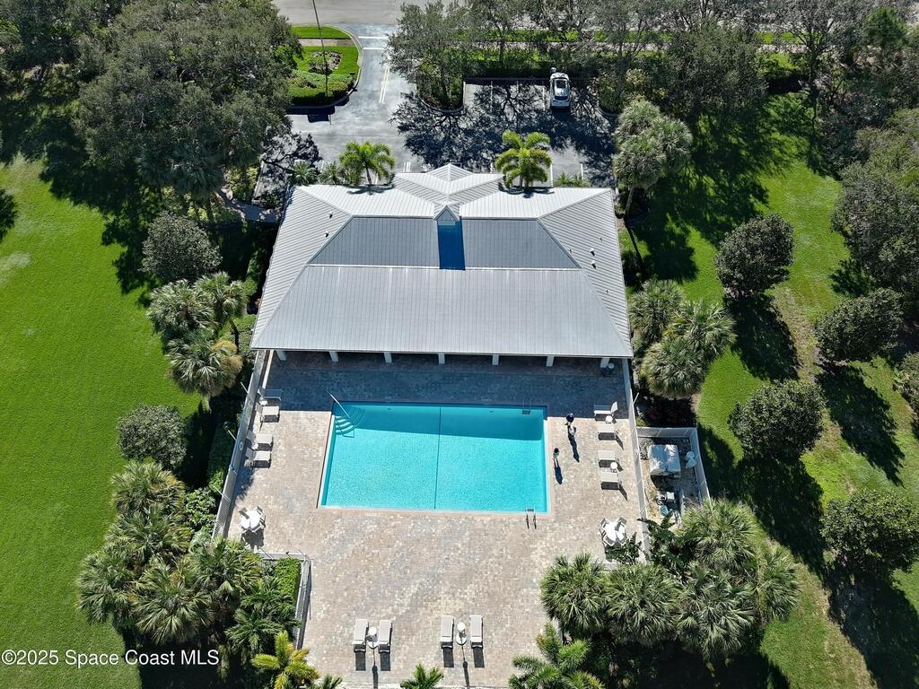 241 11th Square, Vero Beach, FL 32962