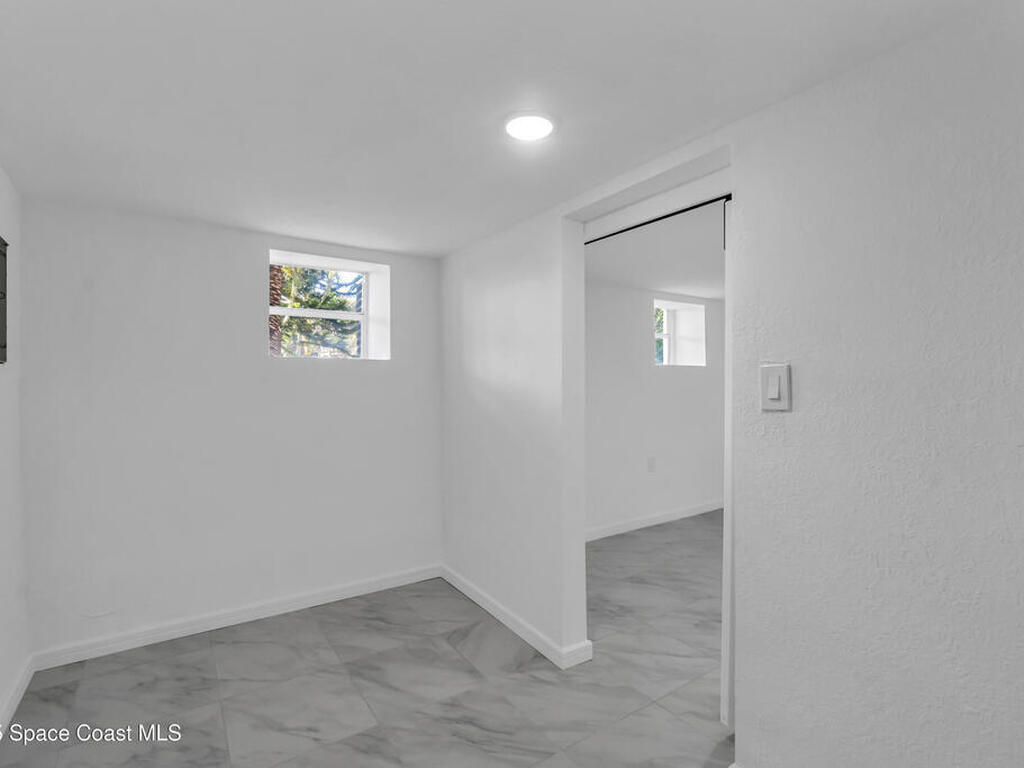1181 Pineapple Avenue, Palm Bay, FL 32905