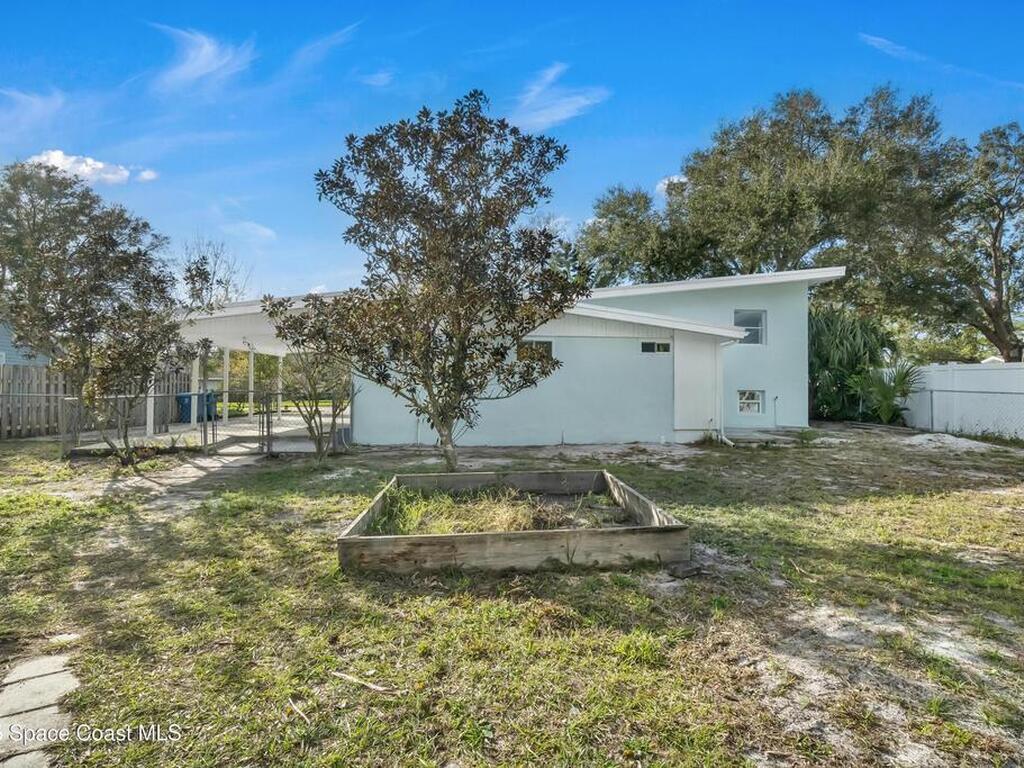1181 Pineapple Avenue, Palm Bay, FL 32905