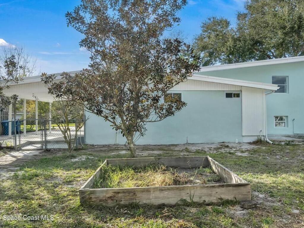 1181 Pineapple Avenue, Palm Bay, FL 32905