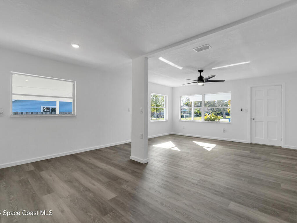 1181 Pineapple Avenue, Palm Bay, FL 32905
