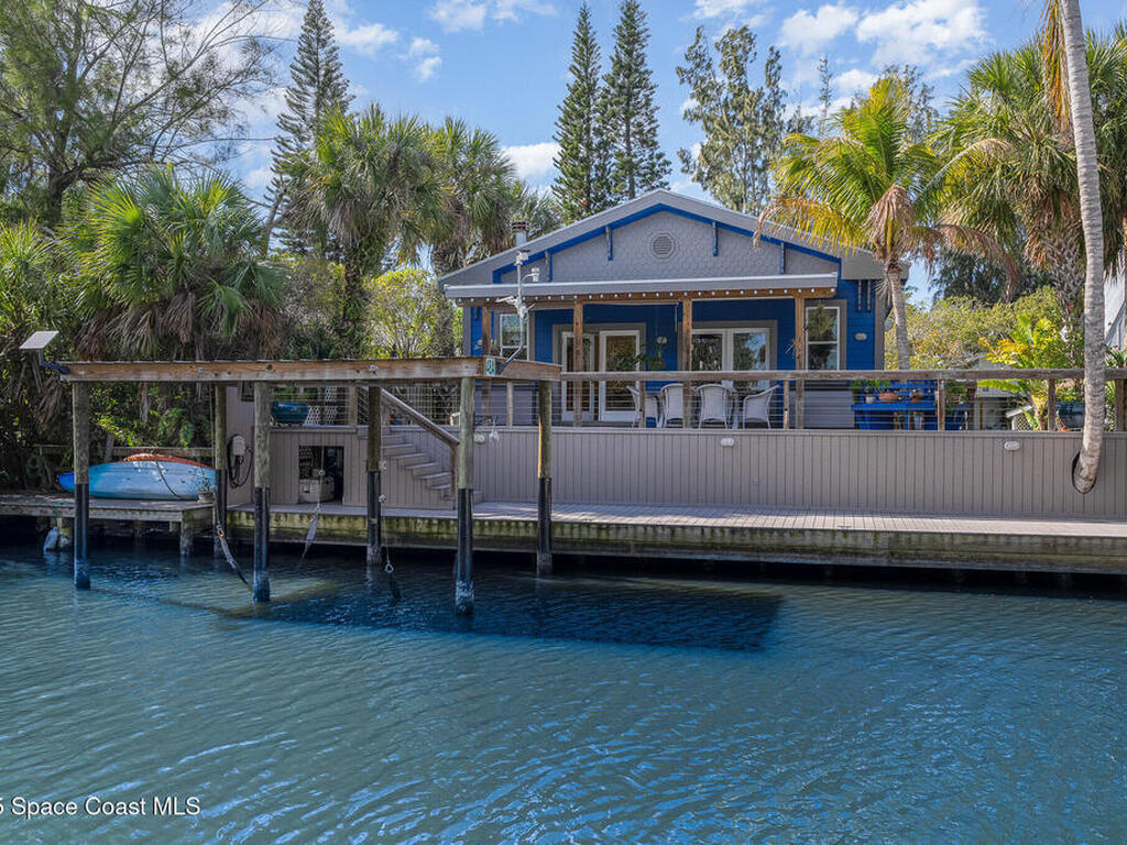 48 Vip Island, Grant, FL 32949