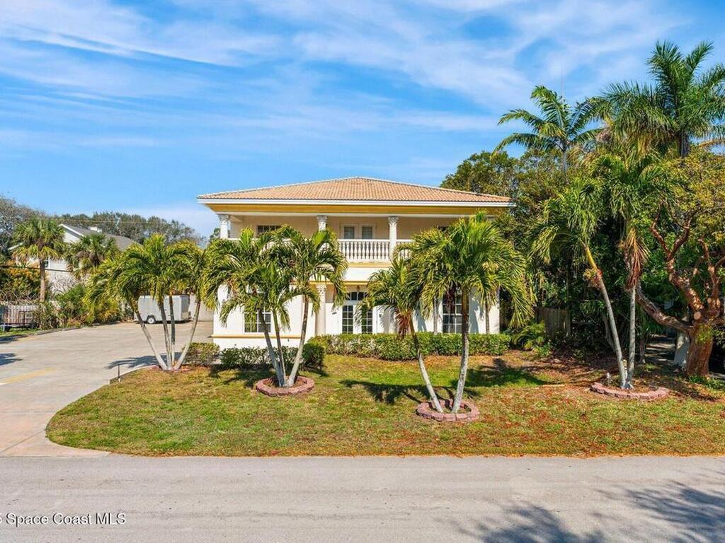 334 4th Avenue, Indialantic, FL 32903