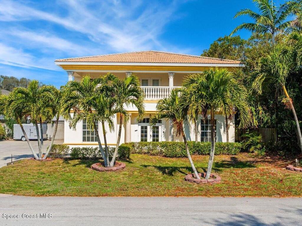334 4th Avenue, Indialantic, FL 32903
