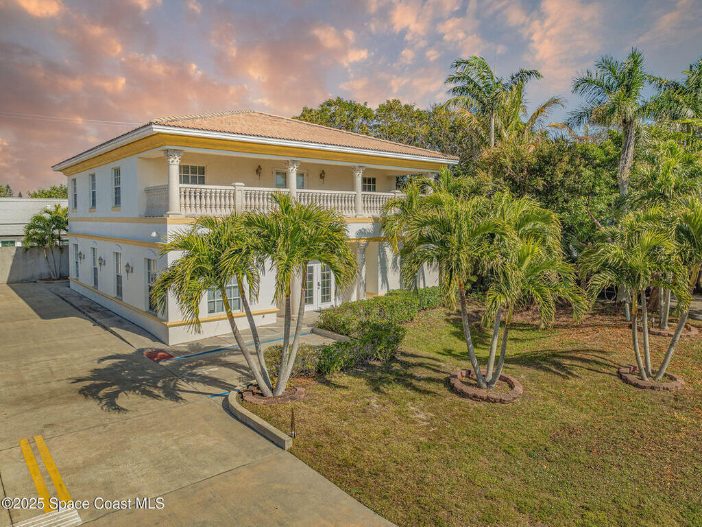 334 4th Avenue, Indialantic, FL 32903