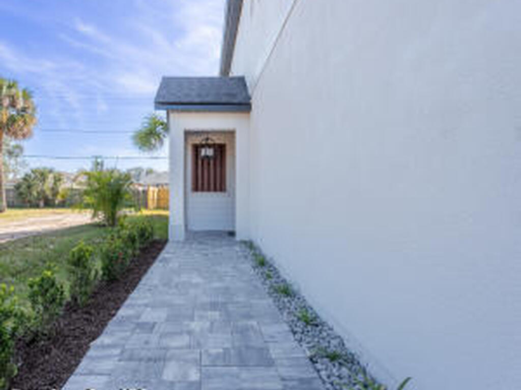 115 Jefferson Avenue, Cape Canaveral, FL 32920