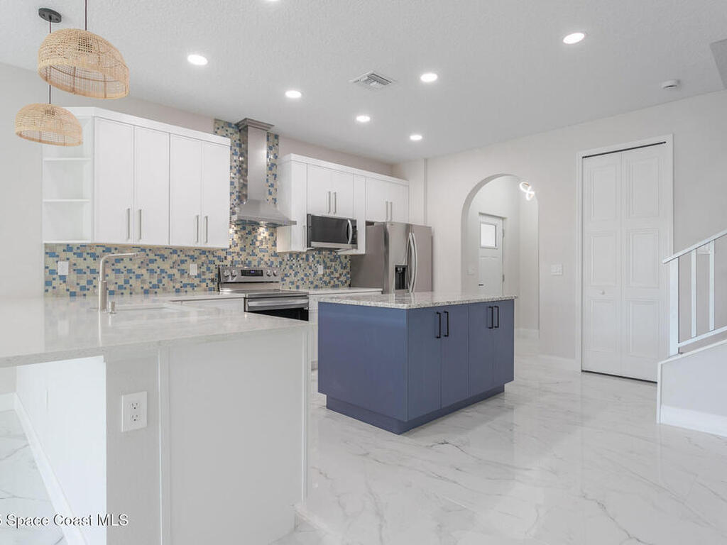 115 Jefferson Avenue, Cape Canaveral, FL 32920