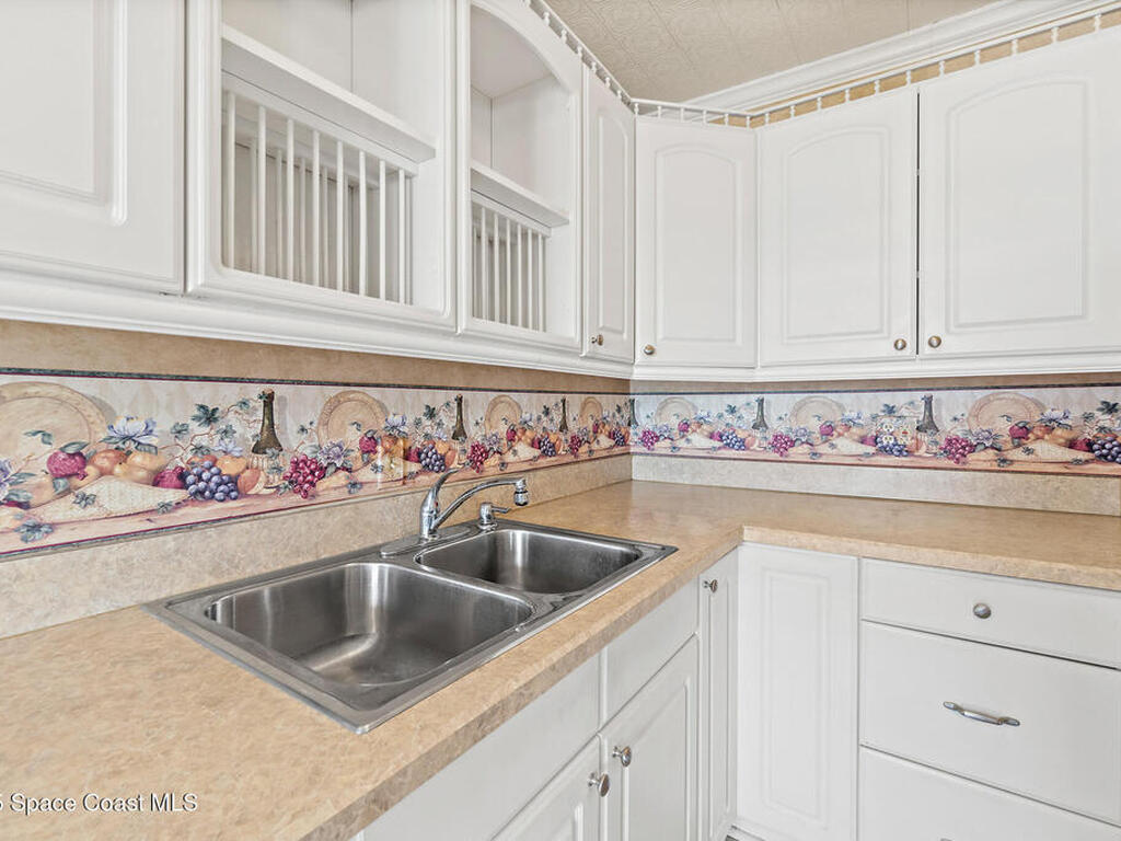 215 Circle Drive, Cape Canaveral, FL 32920