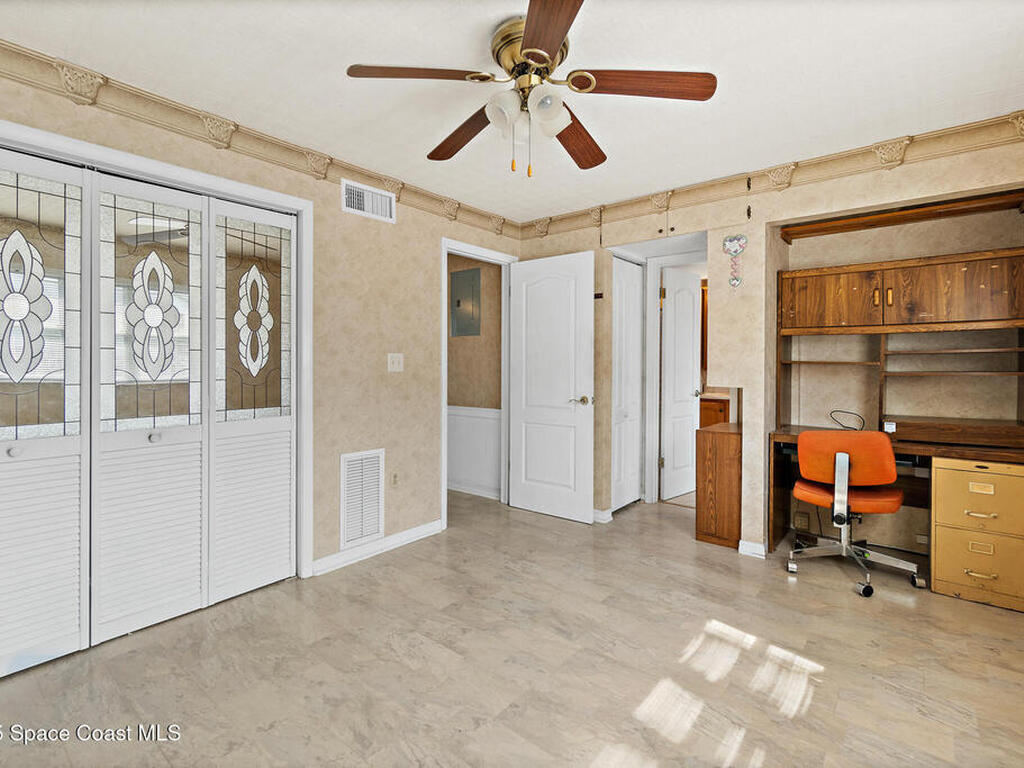215 Circle Drive, Cape Canaveral, FL 32920