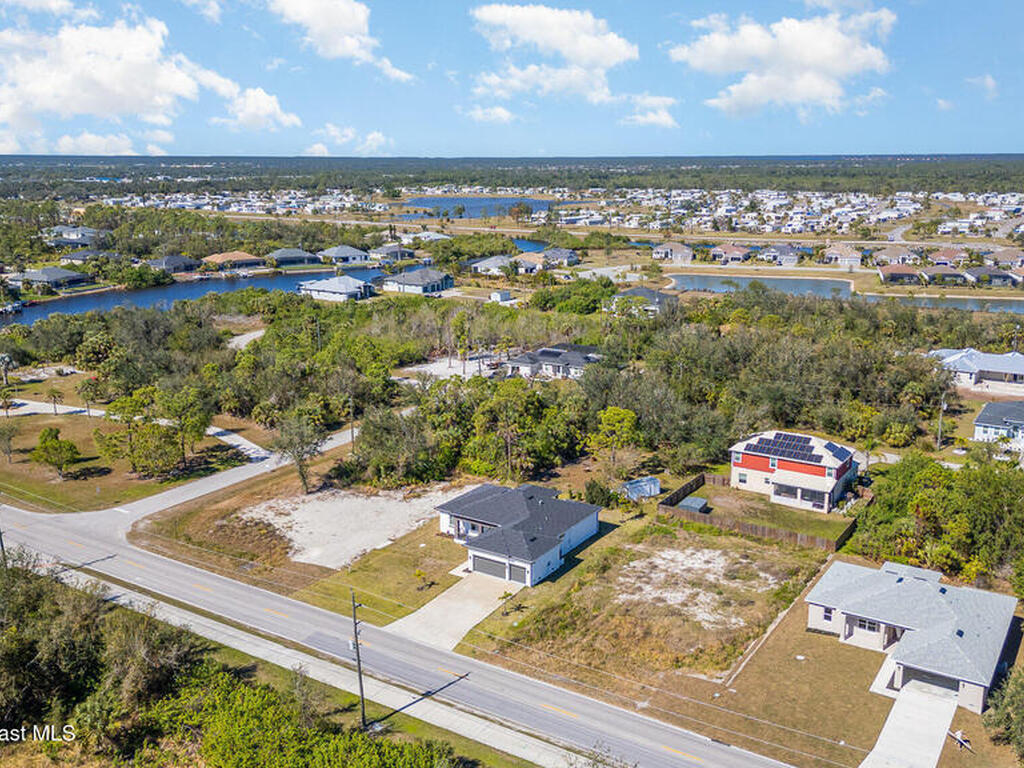 14346 San Domingo Boulevard, Port Charlotte, FL 33981