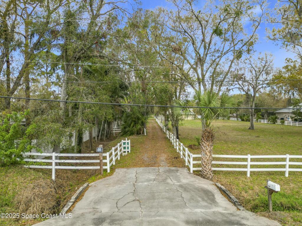 3900 Miami Avenue, Melbourne, FL 32904