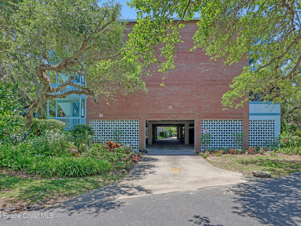 240 Hammock Shore Drive, Melbourne Beach, FL 32951