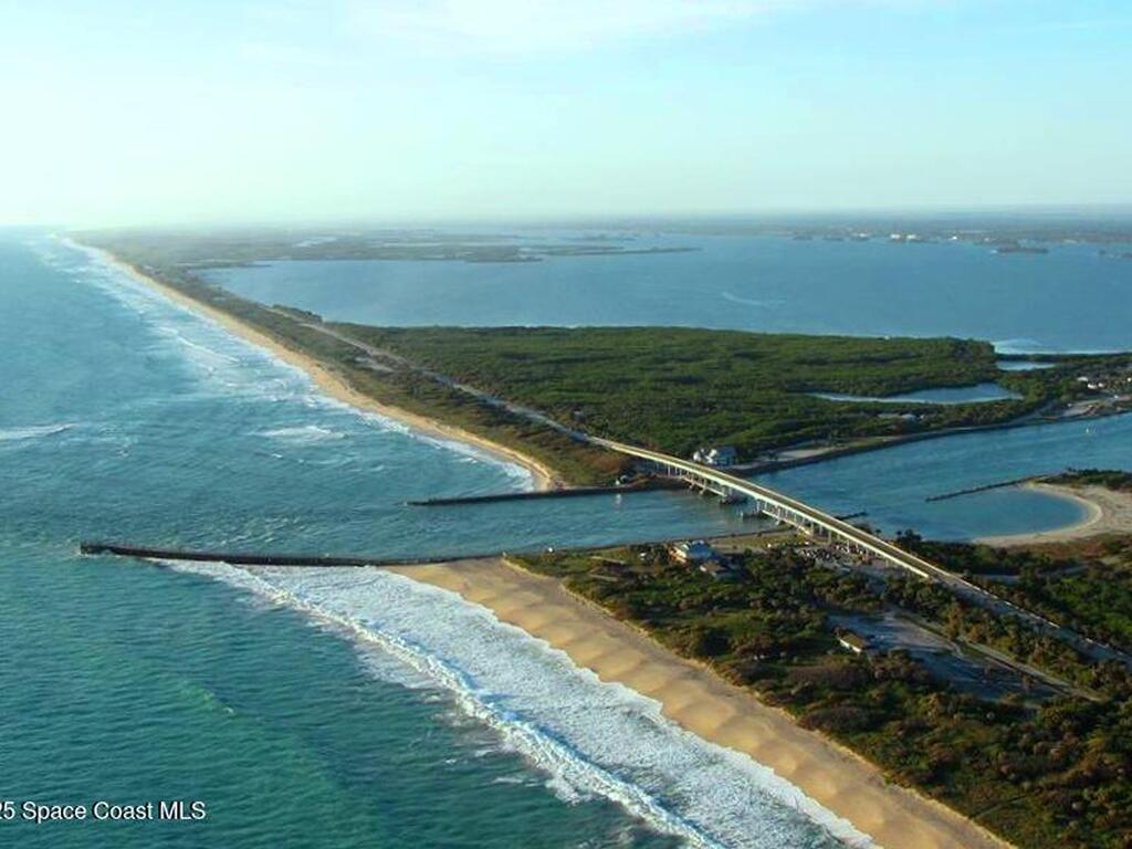 240 Hammock Shore Drive, Melbourne Beach, FL 32951