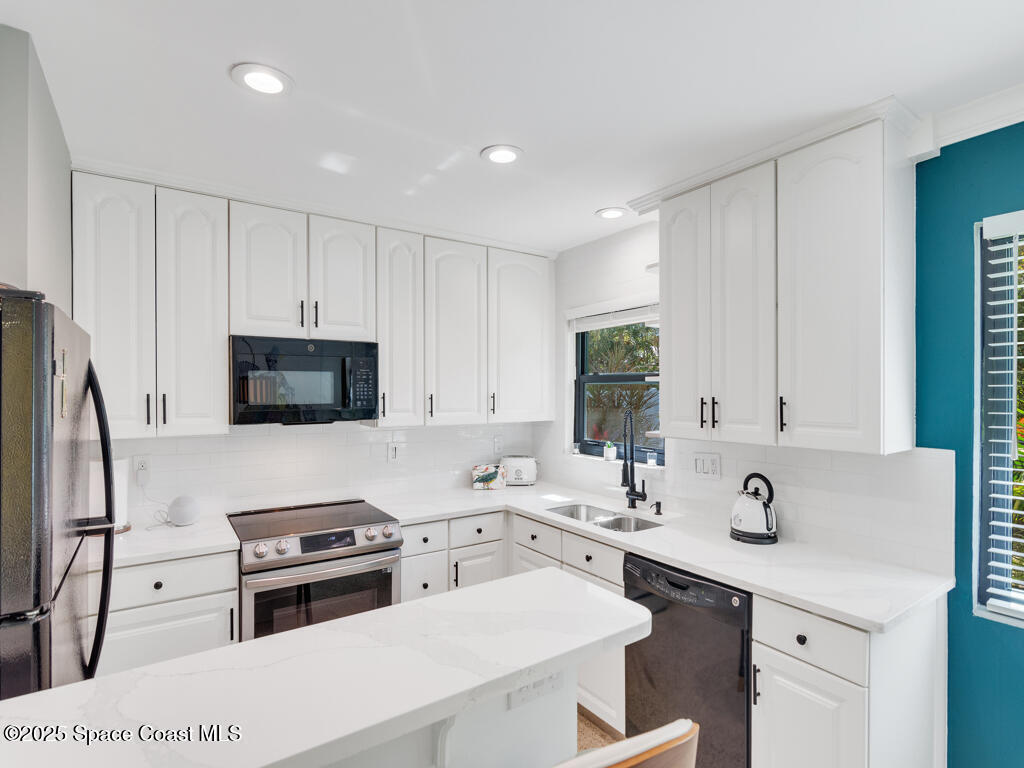 891 22nd Place, Vero Beach, FL 32960