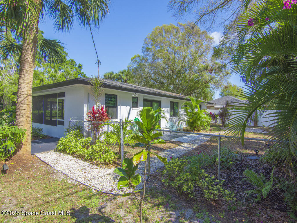 891 22nd Place, Vero Beach, FL 32960