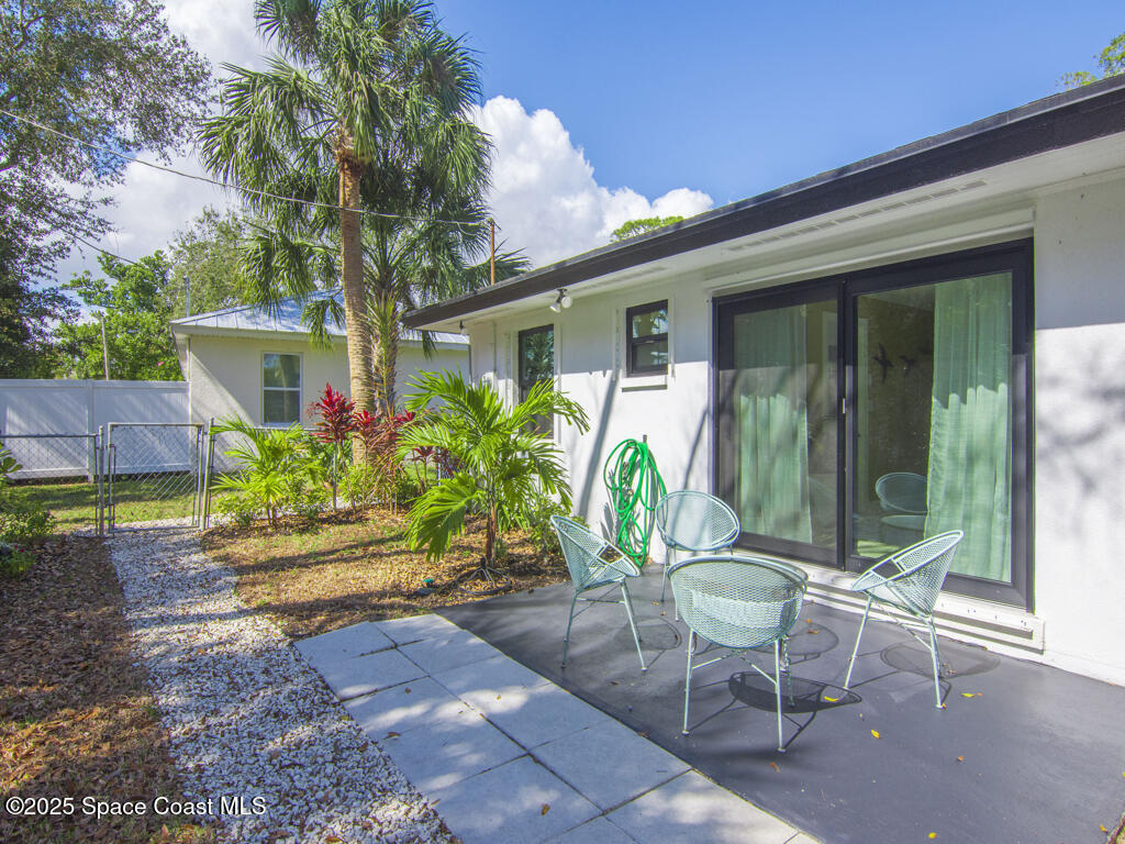 891 22nd Place, Vero Beach, FL 32960