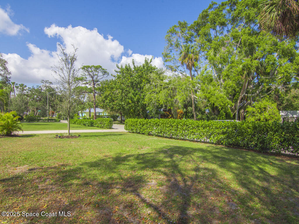891 22nd Place, Vero Beach, FL 32960