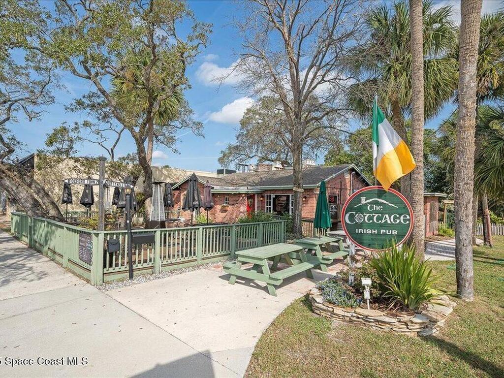 1350 Windchime Lane, Melbourne, FL 32935