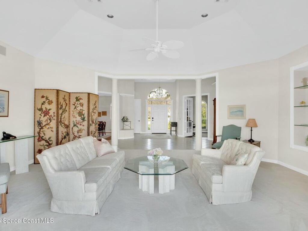 1956 Windward Way, Vero Beach, FL 32963