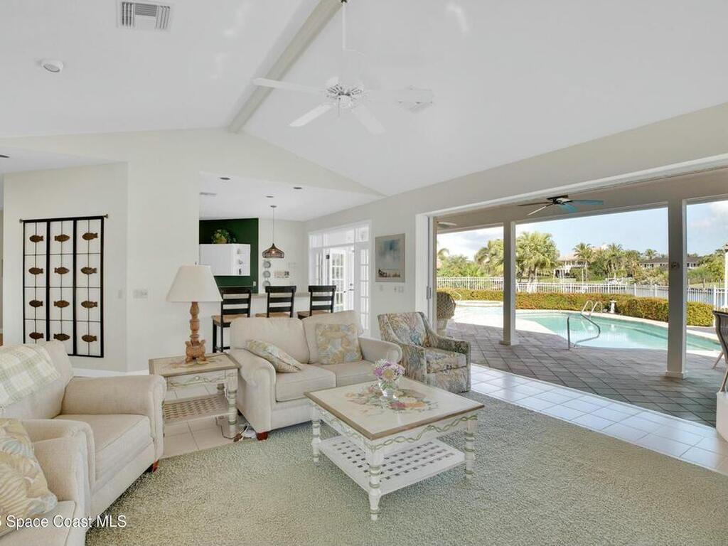1956 Windward Way, Vero Beach, FL 32963