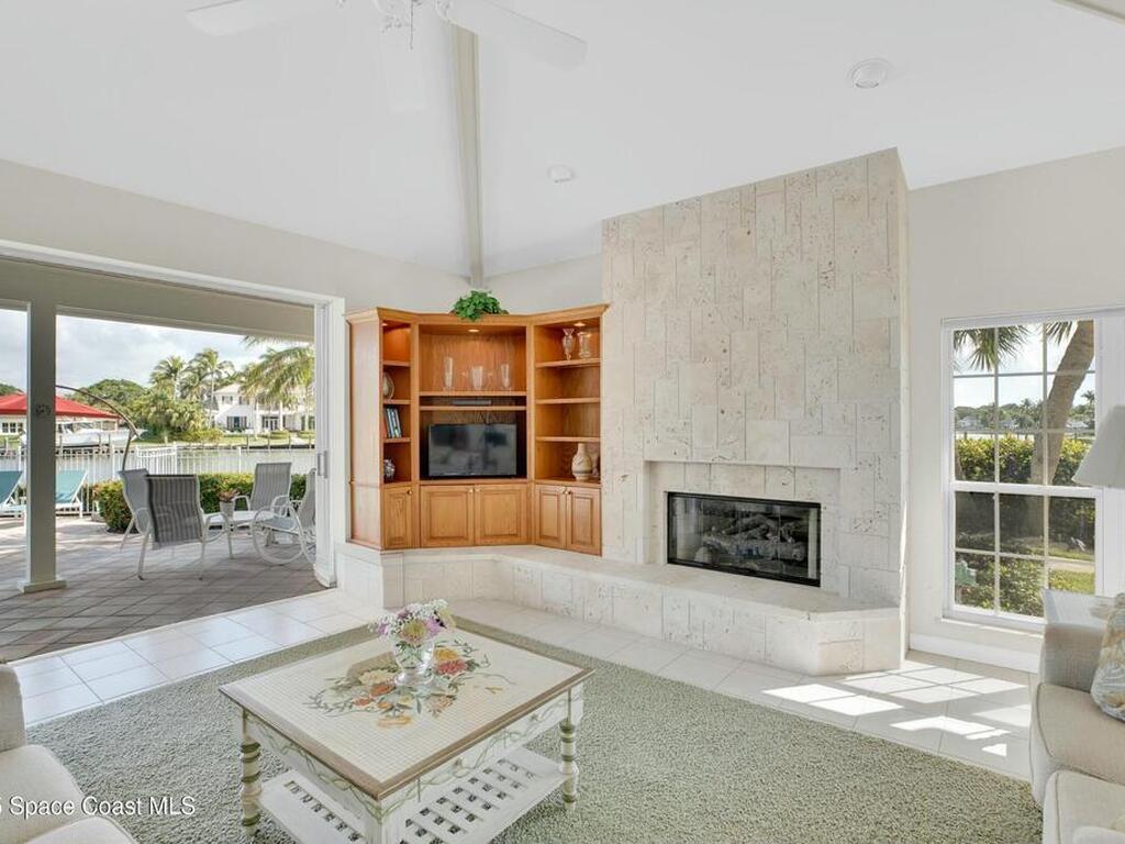 1956 Windward Way, Vero Beach, FL 32963