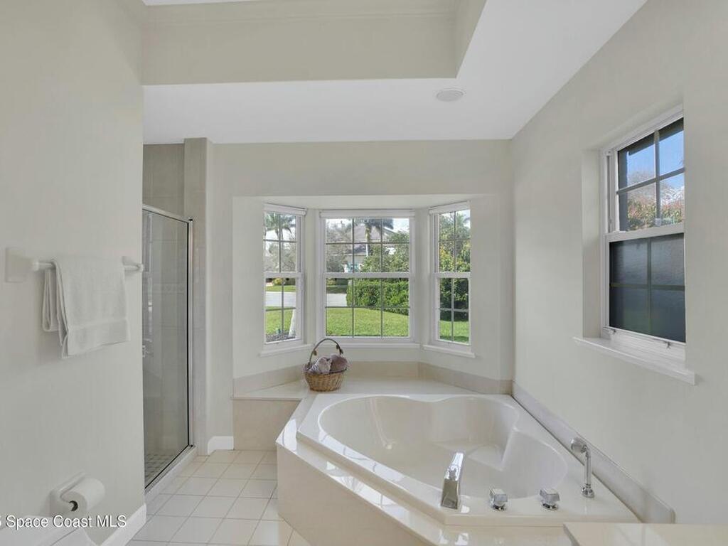 1956 Windward Way, Vero Beach, FL 32963