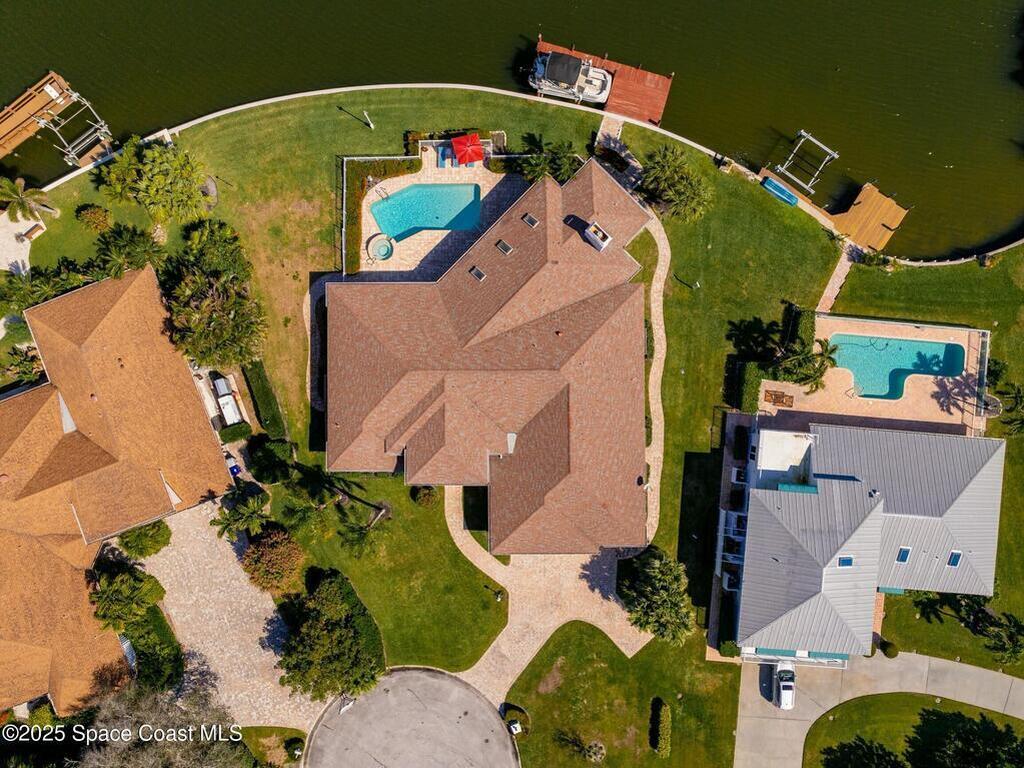 1956 Windward Way, Vero Beach, FL 32963