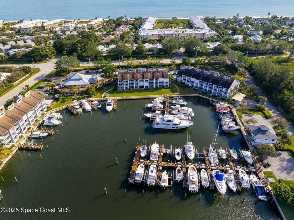 1956 Windward Way, Vero Beach, FL 32963
