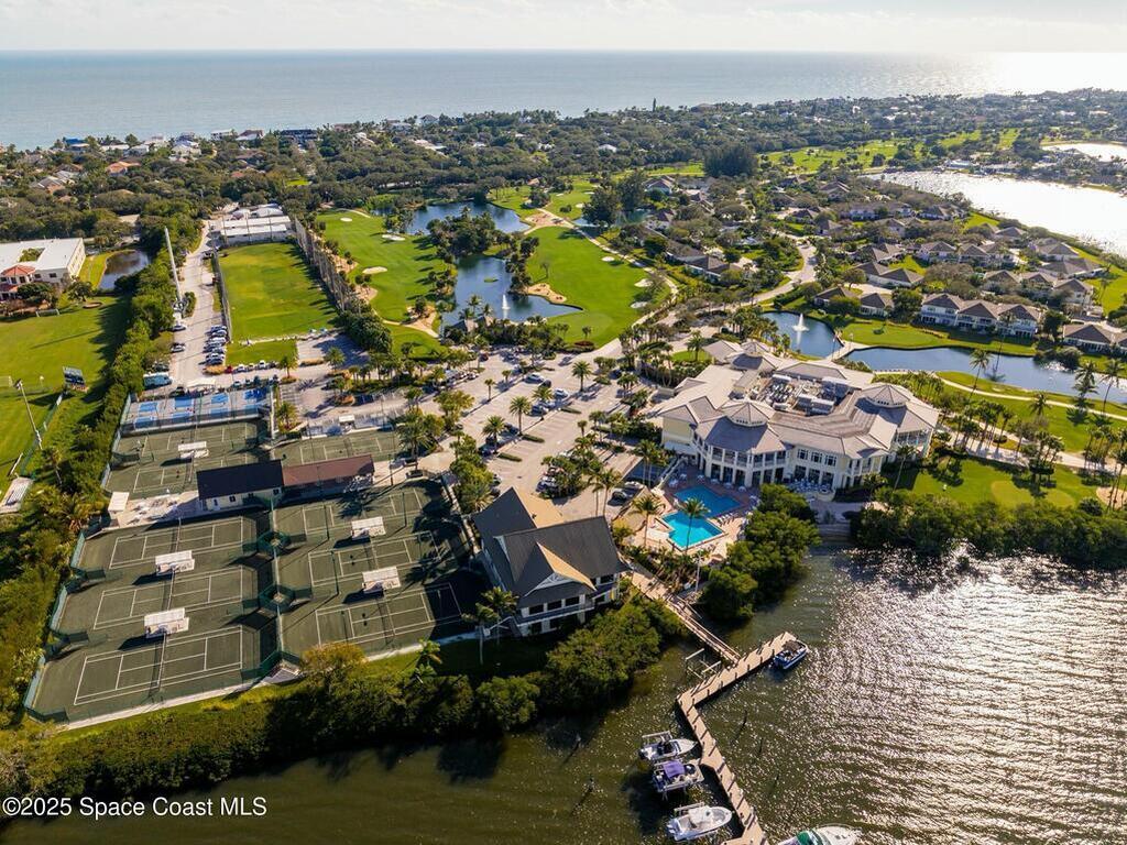 1956 Windward Way, Vero Beach, FL 32963