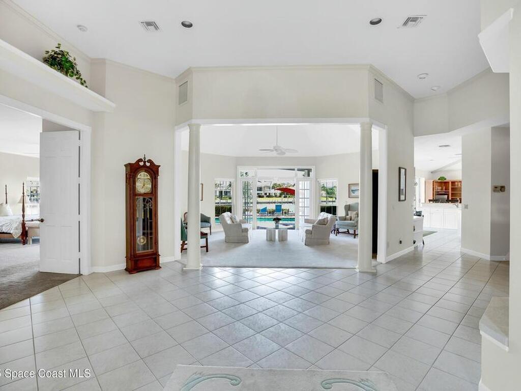 1956 Windward Way, Vero Beach, FL 32963