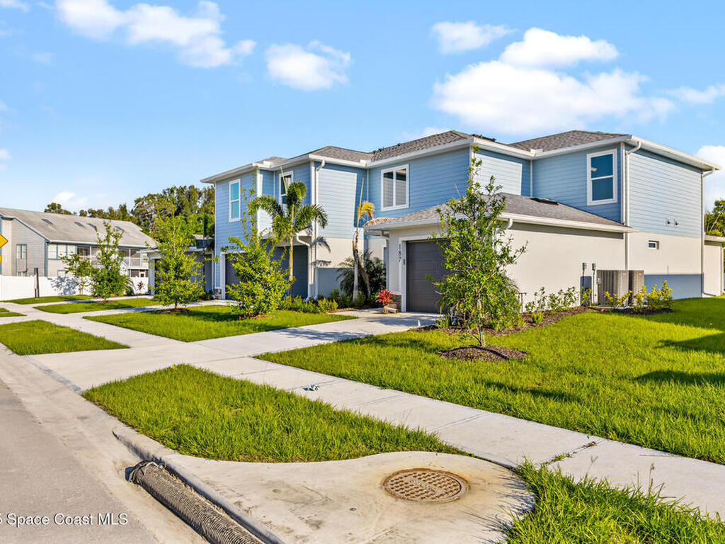 187 Hidden Woods Place, Melbourne, FL 32901