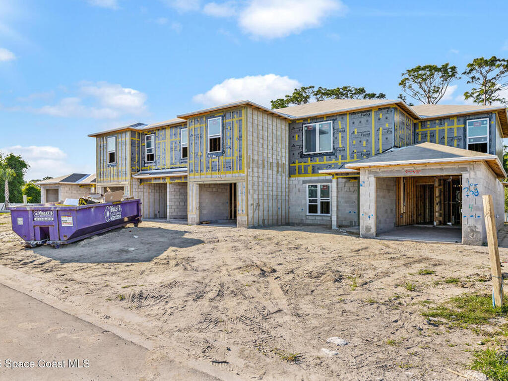 187 Hidden Woods Place, Melbourne, FL 32901
