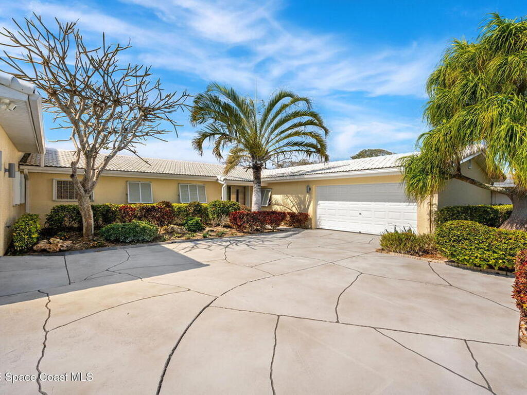 561 Capri Road, Cocoa Beach, FL 32931