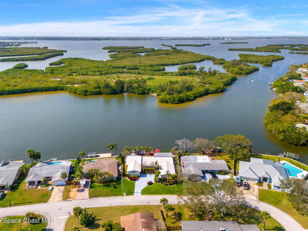 561 Capri Road, Cocoa Beach, FL 32931