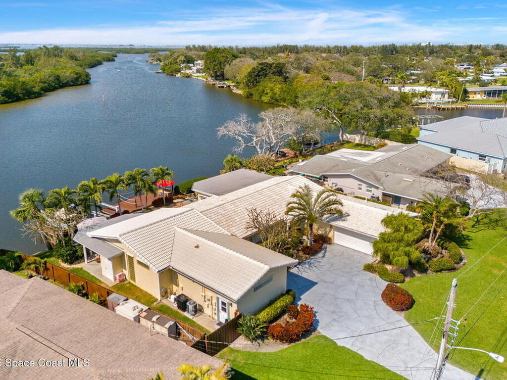 561 Capri Road, Cocoa Beach, FL 32931