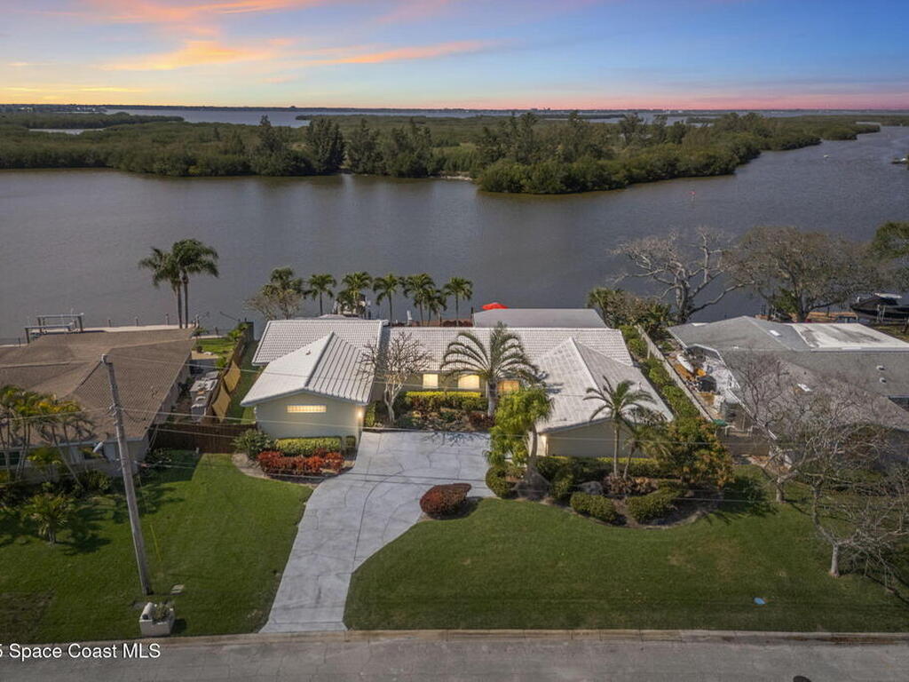 561 Capri Road, Cocoa Beach, FL 32931