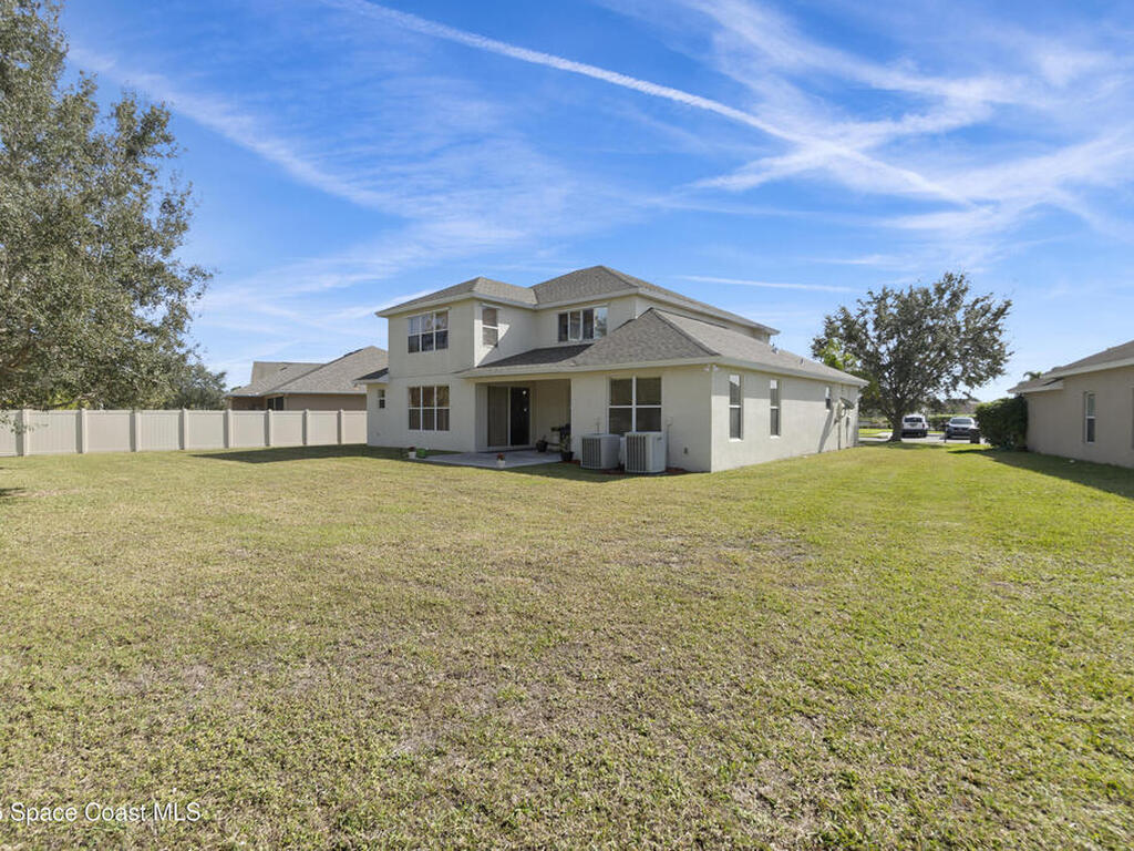 113 Wading Bird Circle, Palm Bay, FL 32908