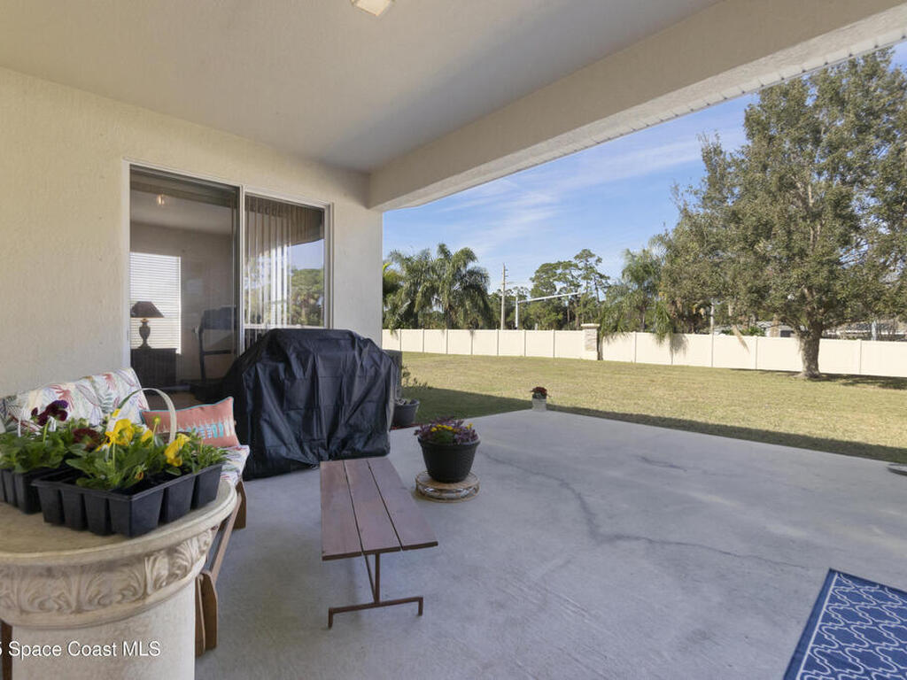 113 Wading Bird Circle, Palm Bay, FL 32908