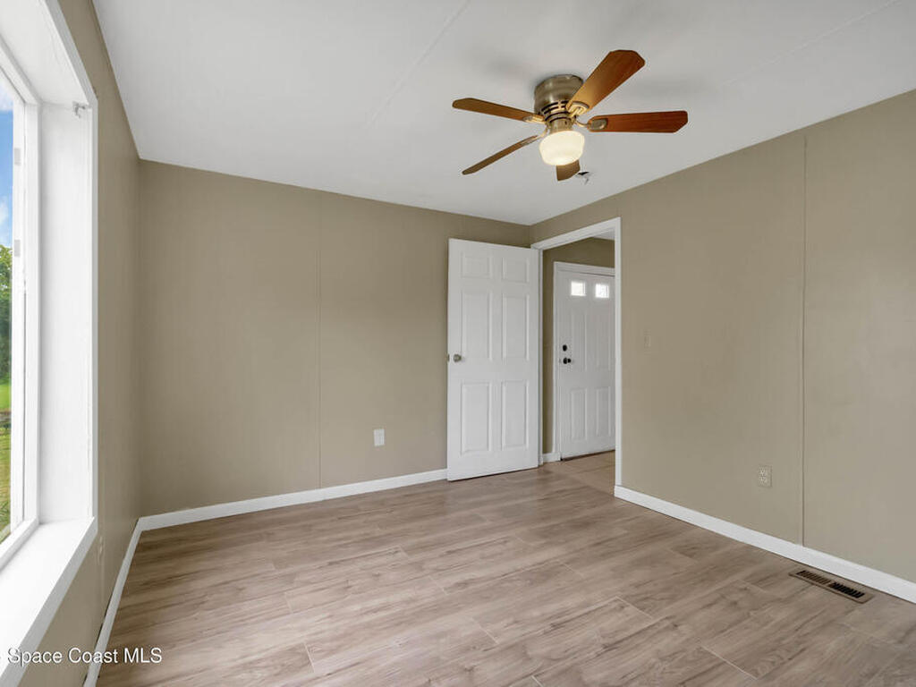 2705 Brockett Road, Mims, FL 32754