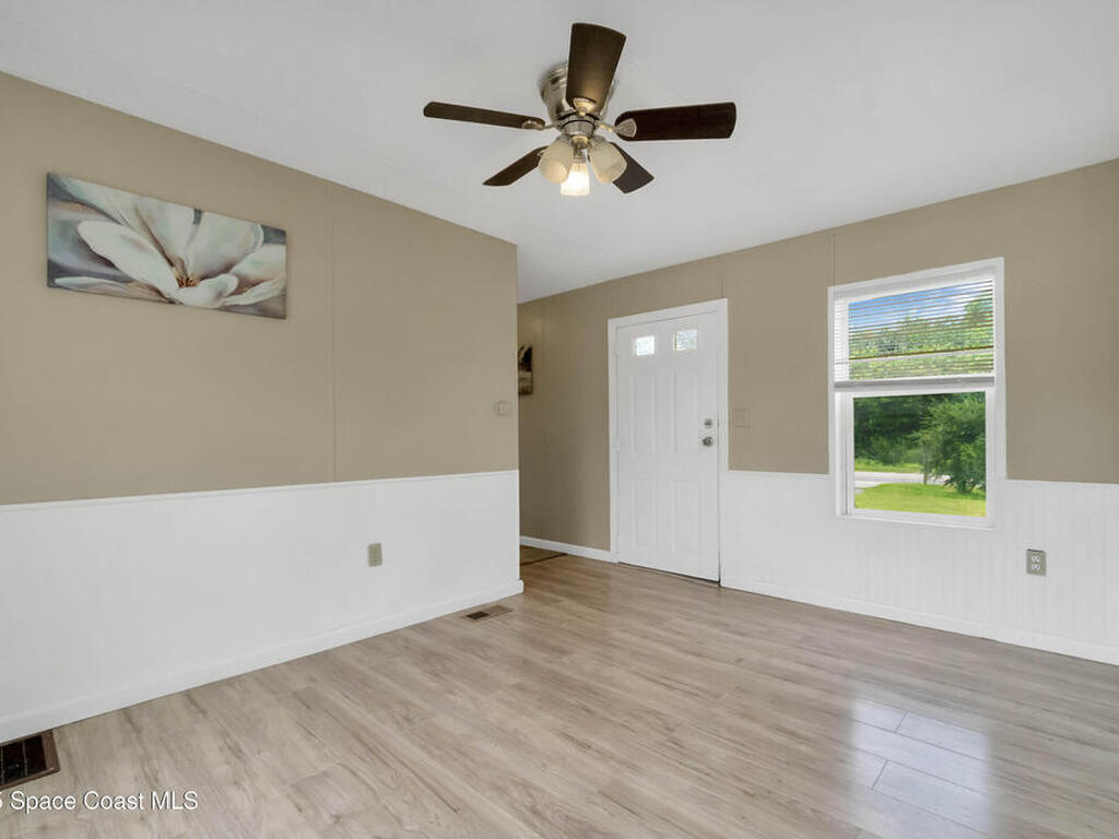 2705 Brockett Road, Mims, FL 32754