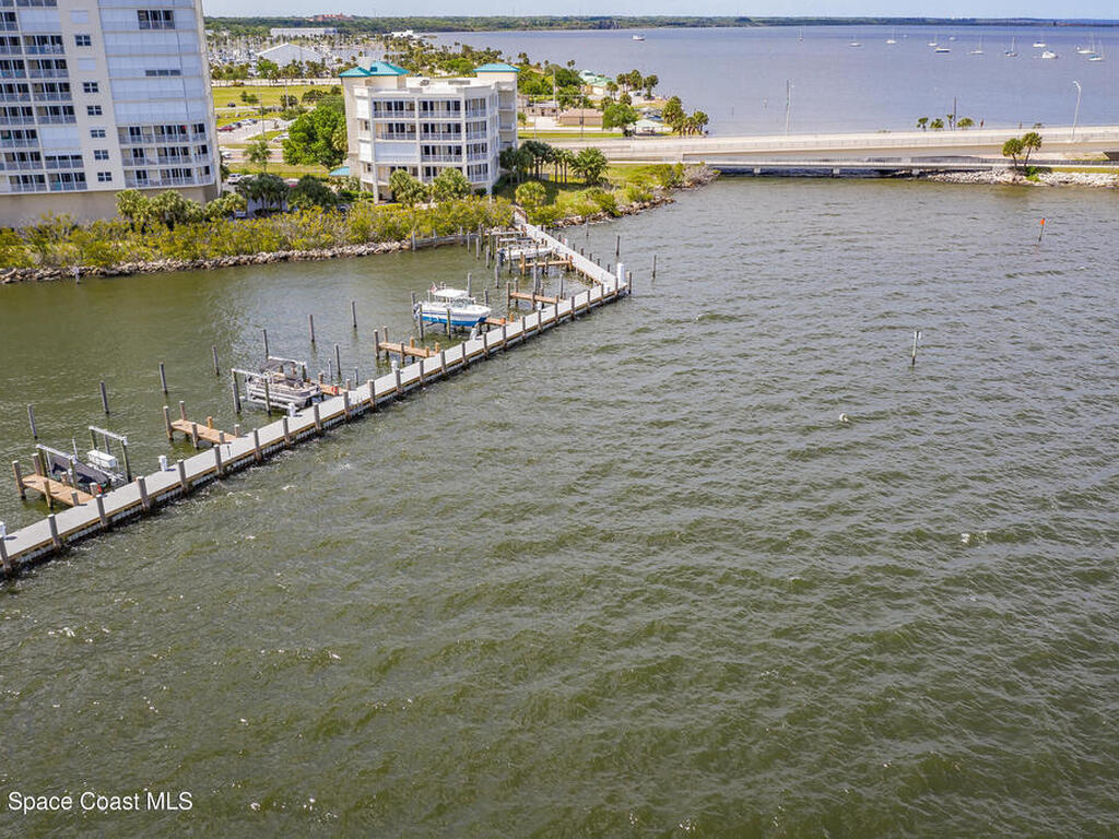 1 Indian River Avenue, Titusville, FL 32796