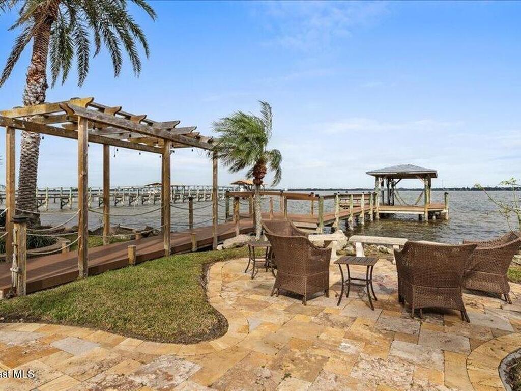 2120 N Indian River Drive, Cocoa, FL 32922