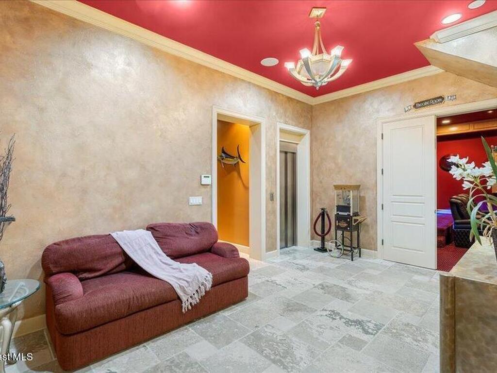 2120 N Indian River Drive, Cocoa, FL 32922