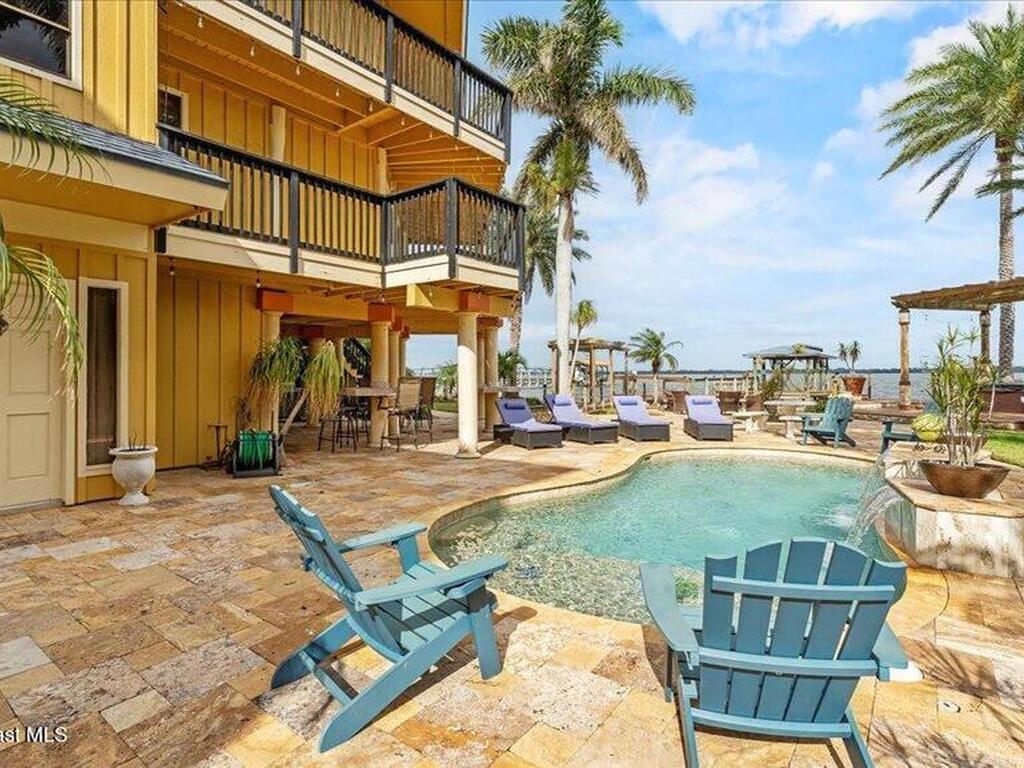 2120 N Indian River Drive, Cocoa, FL 32922